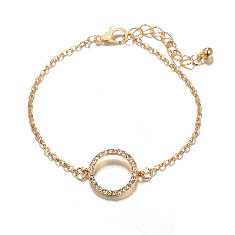 Ensemble de quatre bracelets