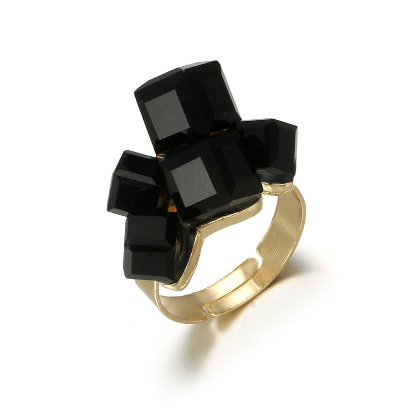 Bague avec des pierres noires