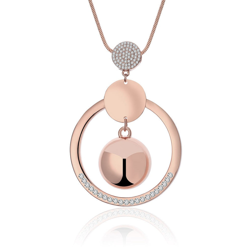 Collier avec un pendentif rond