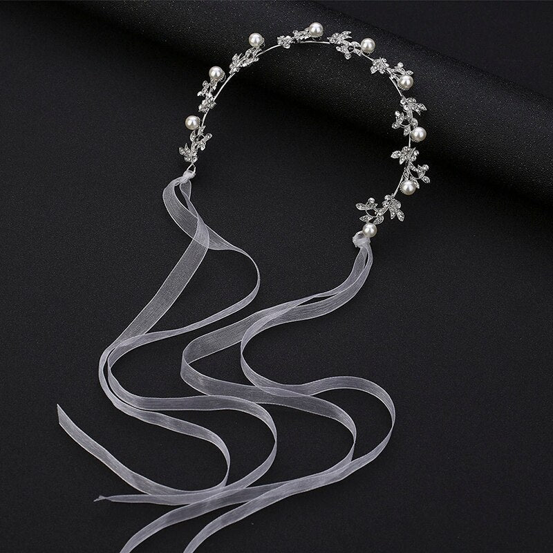 Bandeau avec zircons et perles