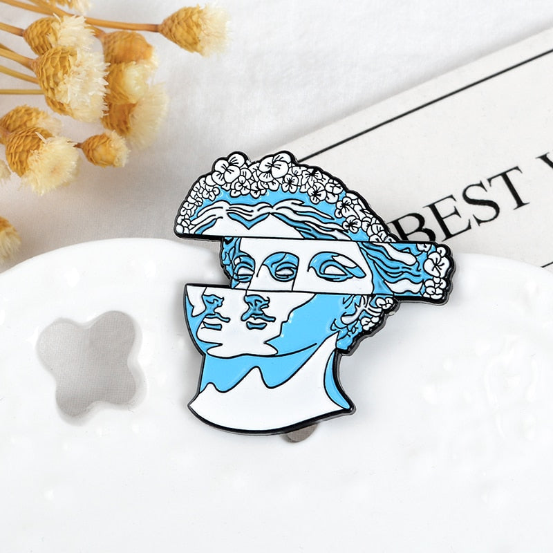 Broche de sculpture