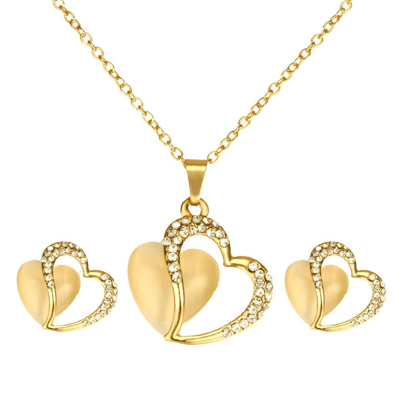 Ensemble de bijoux en forme de cœur