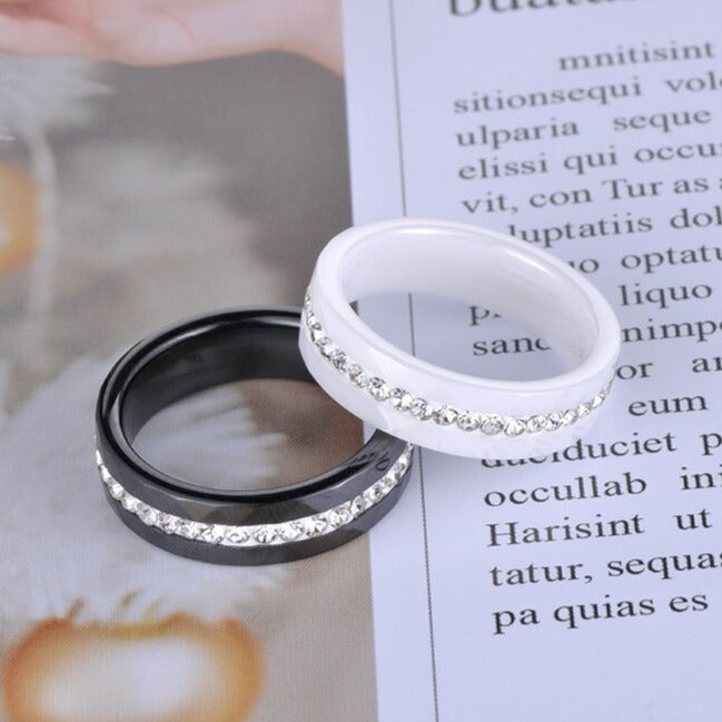 Bague avec zircons