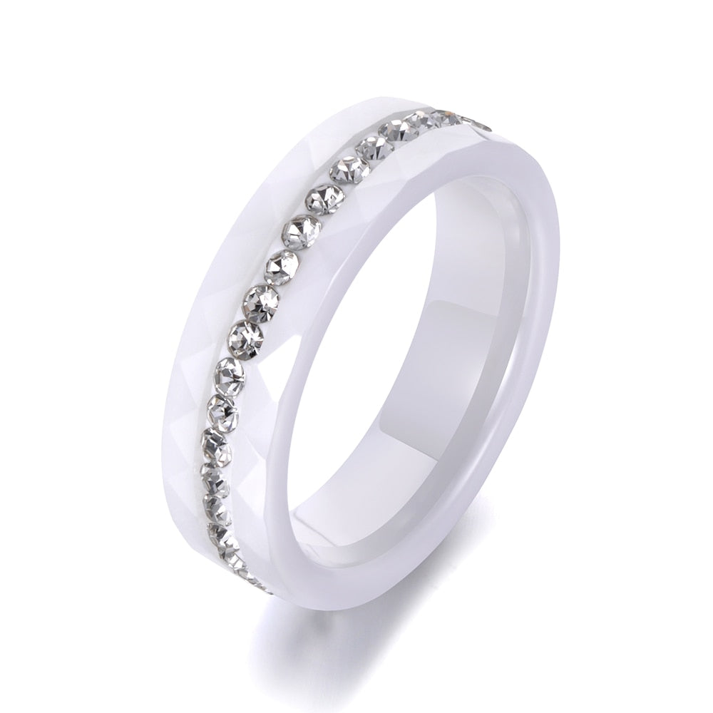 Bague avec zircons