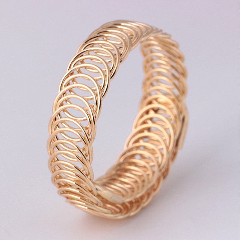Bracelet avec une tresse ronde