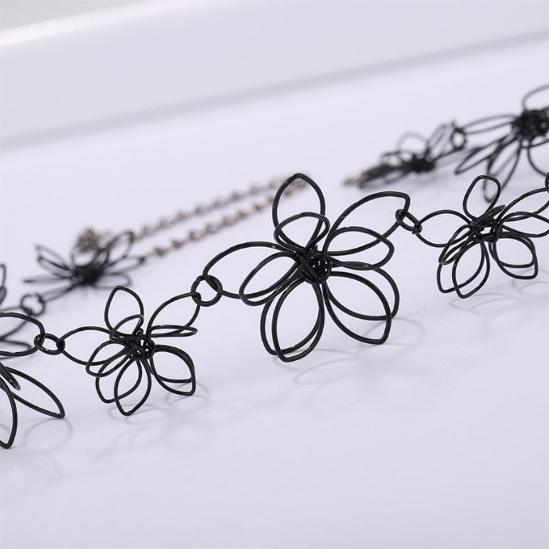 Collier ras du cou - fleurs
