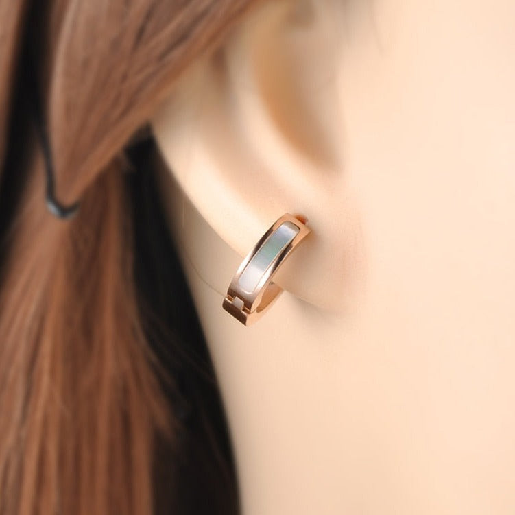 Boucles d'oreilles minimalistes