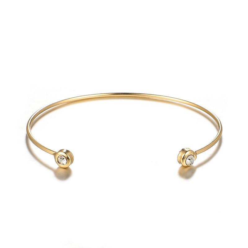 Ensemble de quatre bracelets