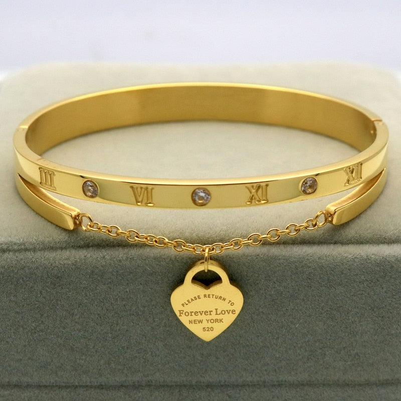 Bracelet avec une chaîne