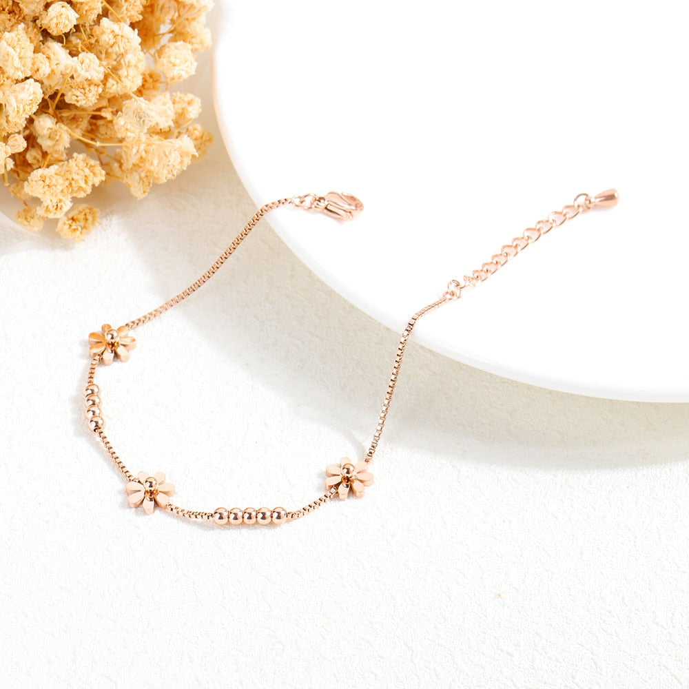 Bracelet minimaliste avec des fleurs