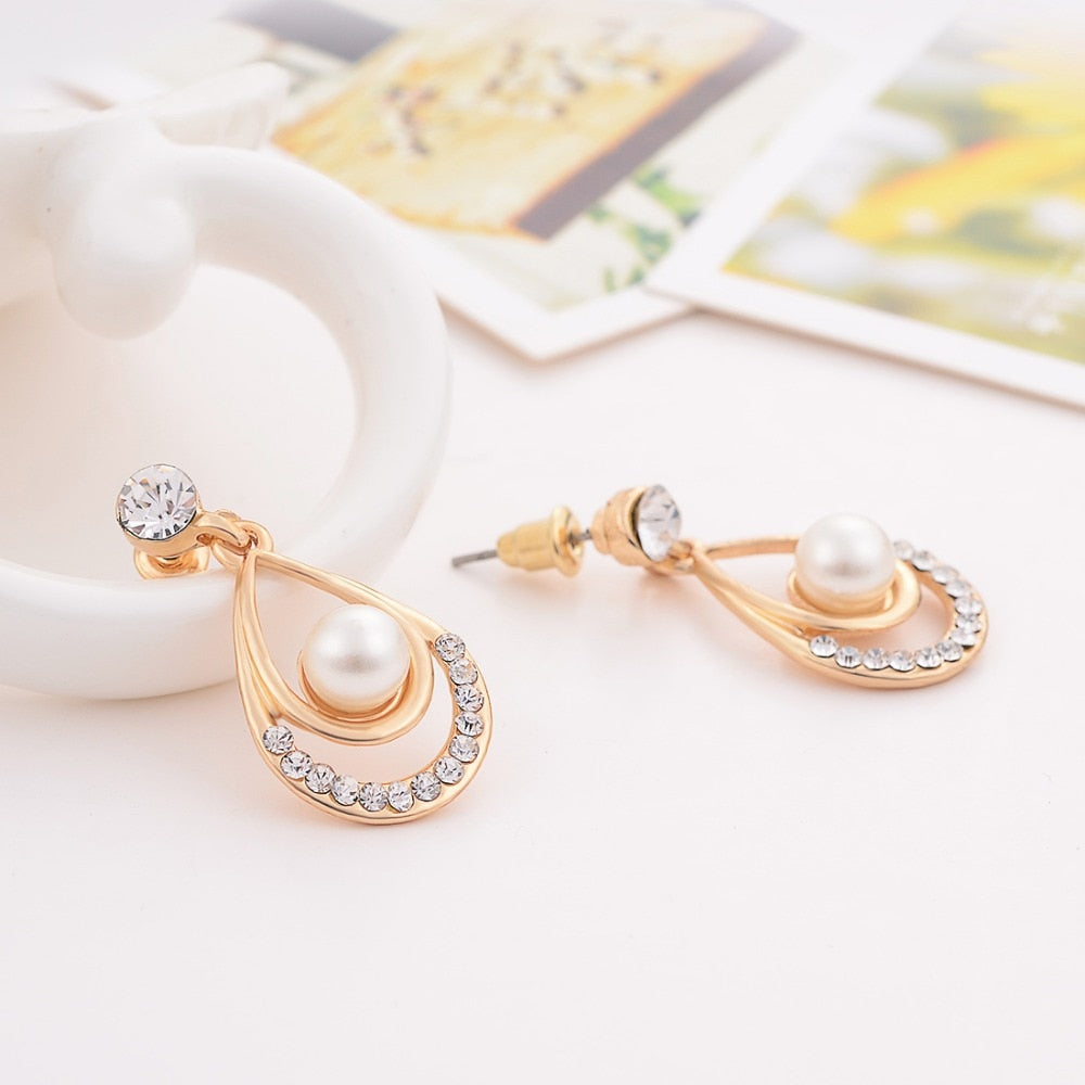 Ensemble de bijoux avec perles d'imitation