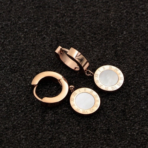 Boucles d'oreilles avec pendentifs ronds