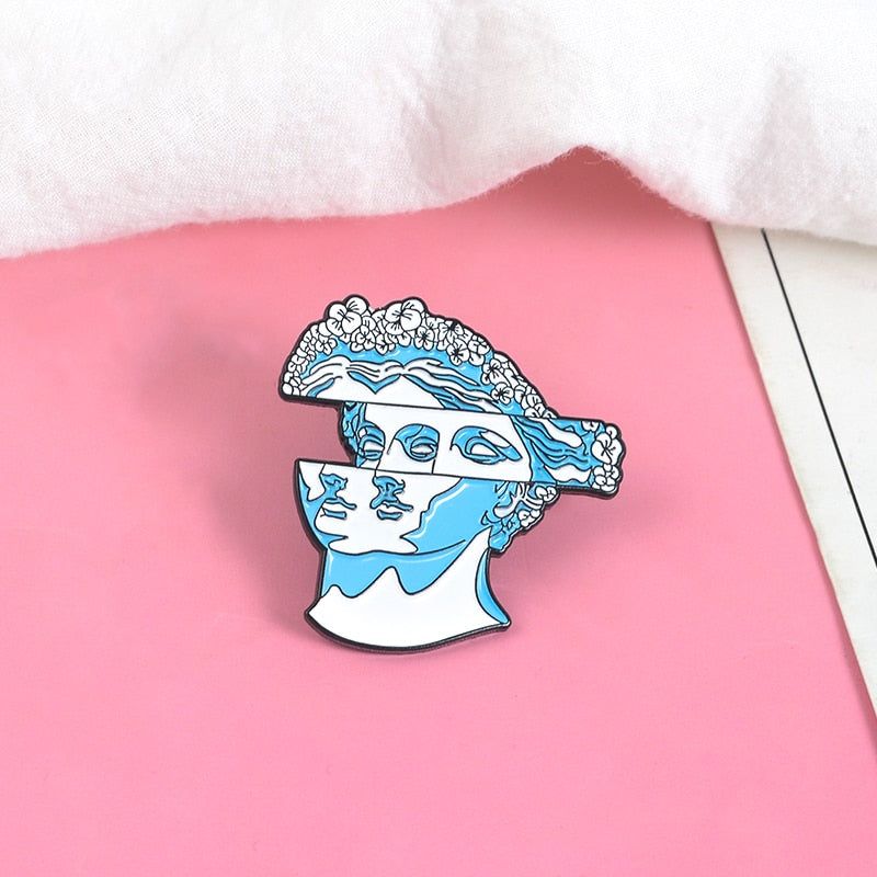Broche de sculpture