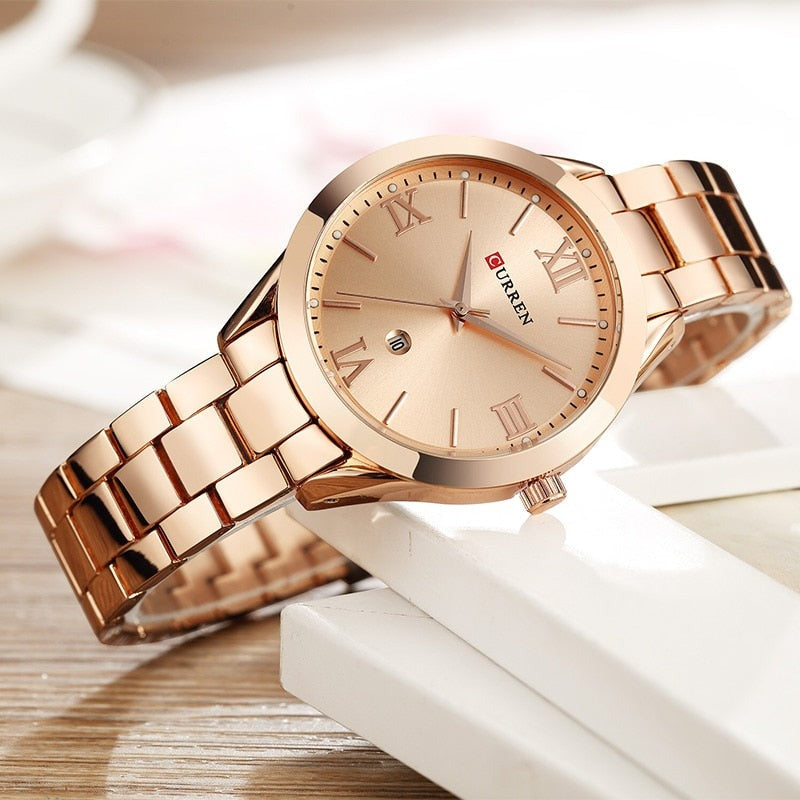 Élégante montre pour dames sur un bracelet