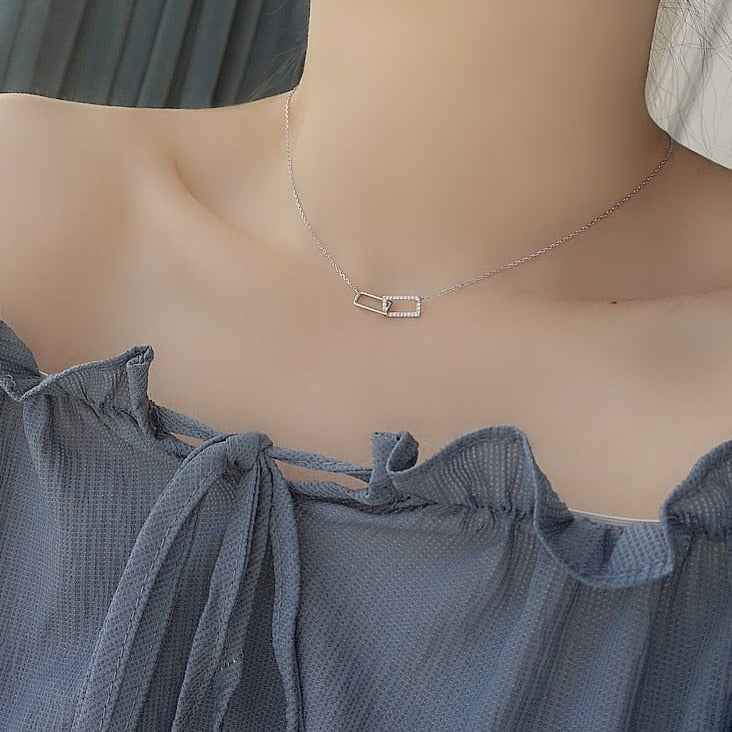 Collier avec zircons