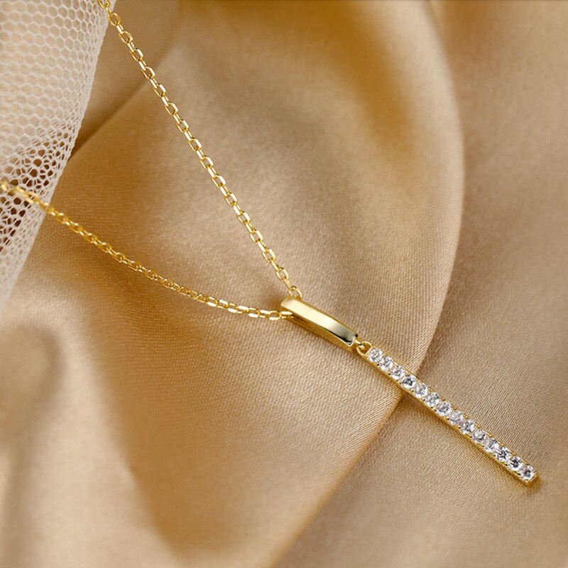 Collier avec zircons