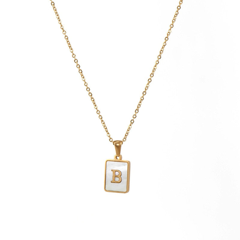 Collier initial