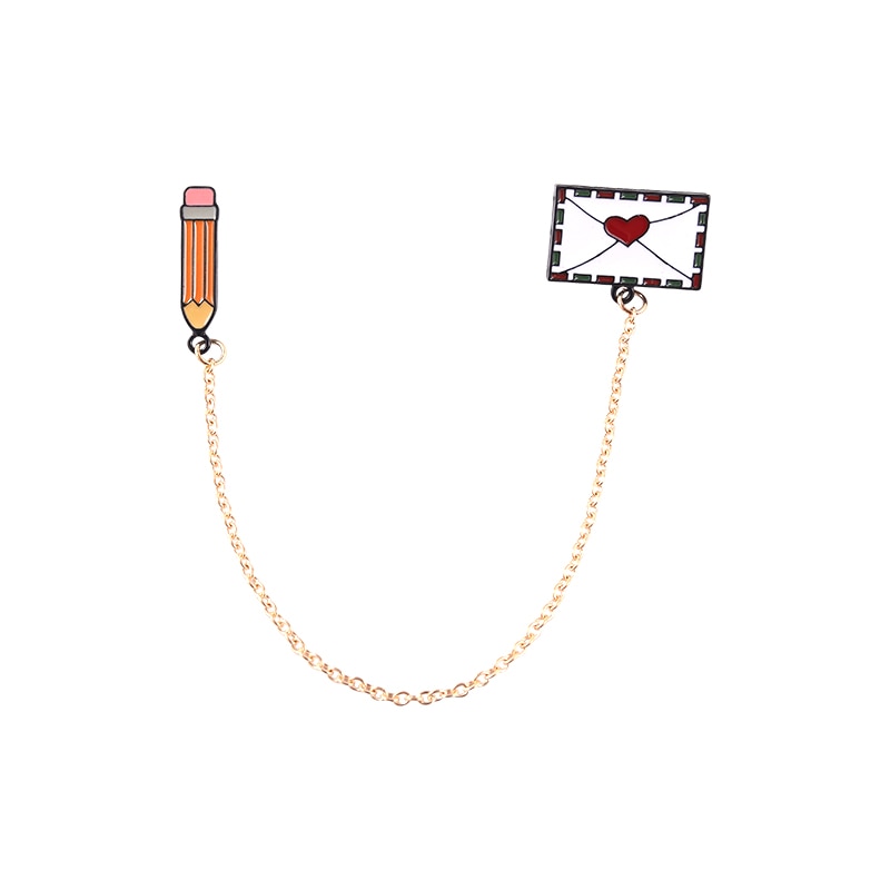 Épingle avec une chaîne - lettre