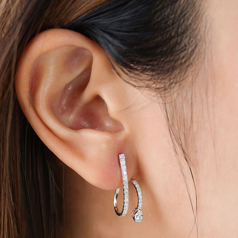 Boucles d'oreilles élégantes avec zircone cubique