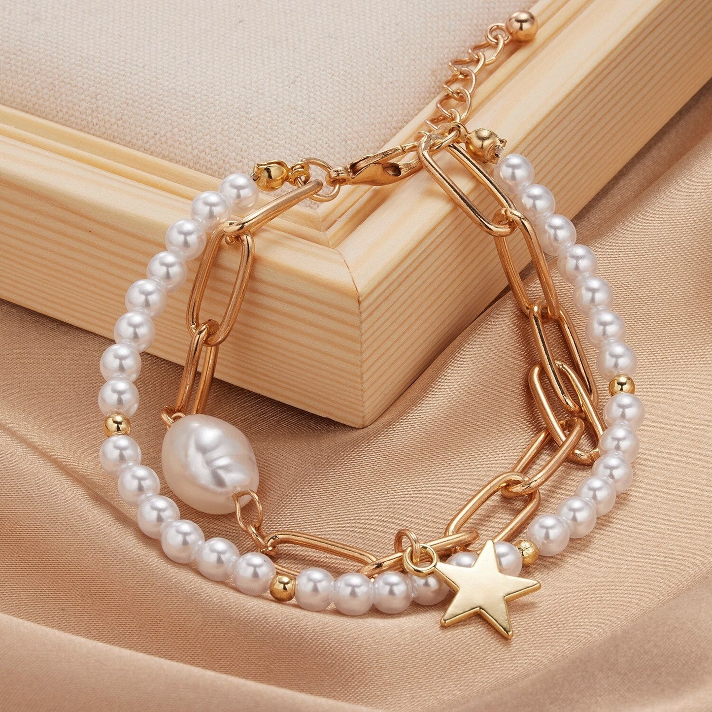 Double bracelet imitant des perles