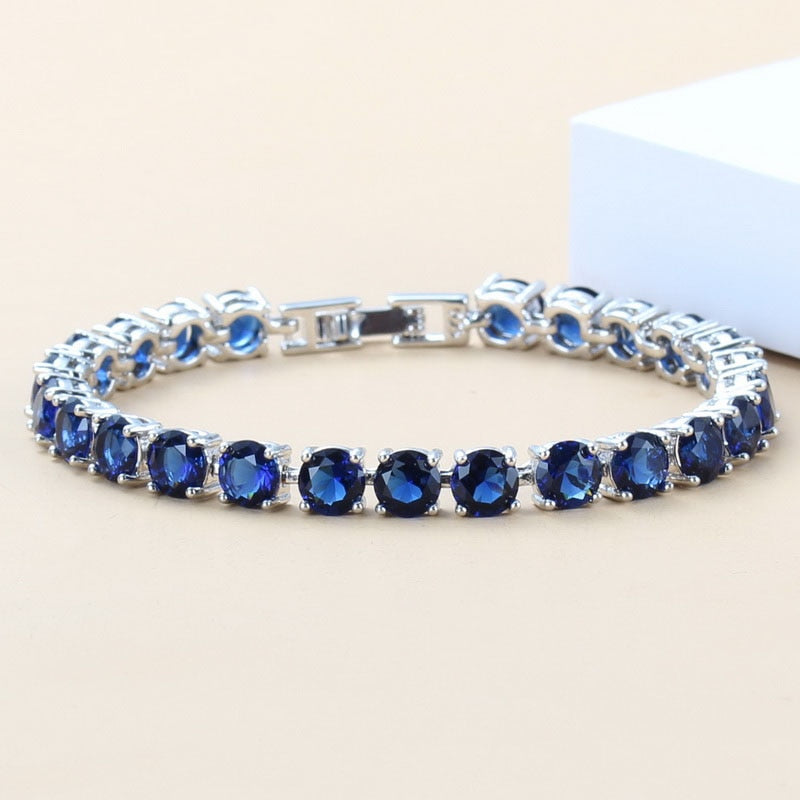 Bracelet avec zircons