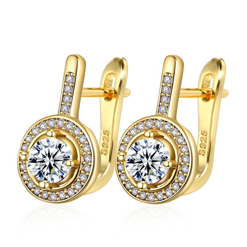 Boucles d'oreilles rondes avec zircone