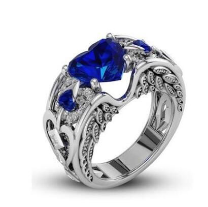 Bague - anneau avec un cœur