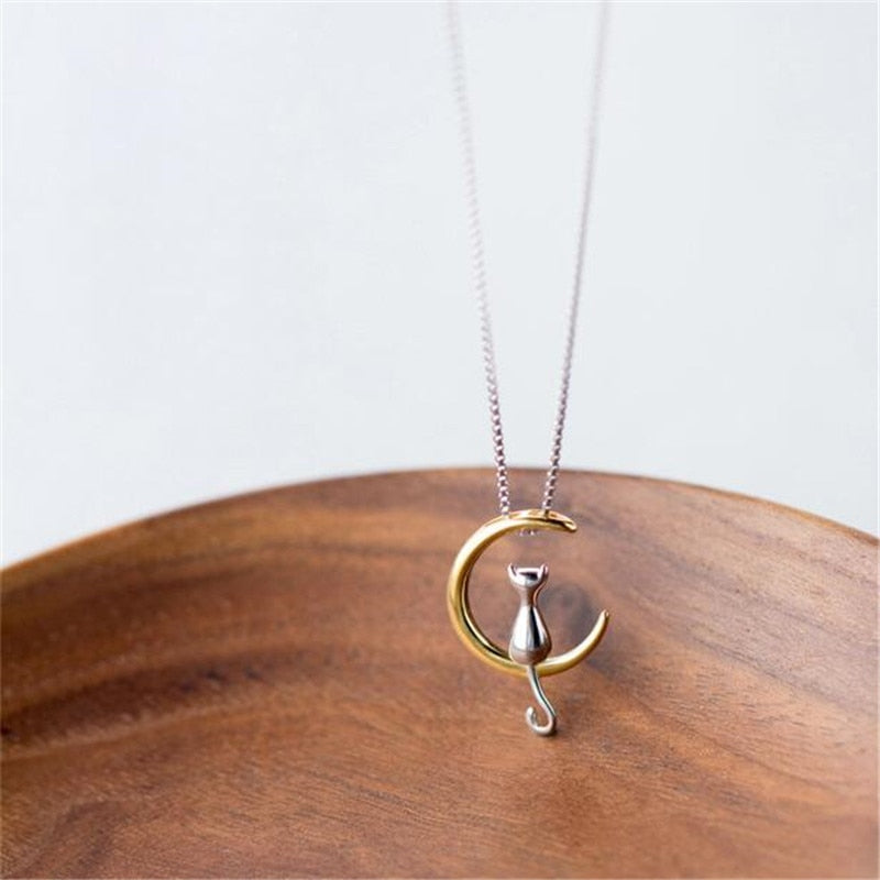 Collier - chat sur la lune