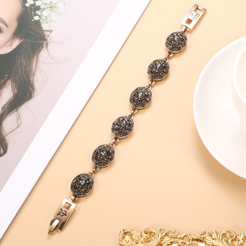 Bracelet avec zircons