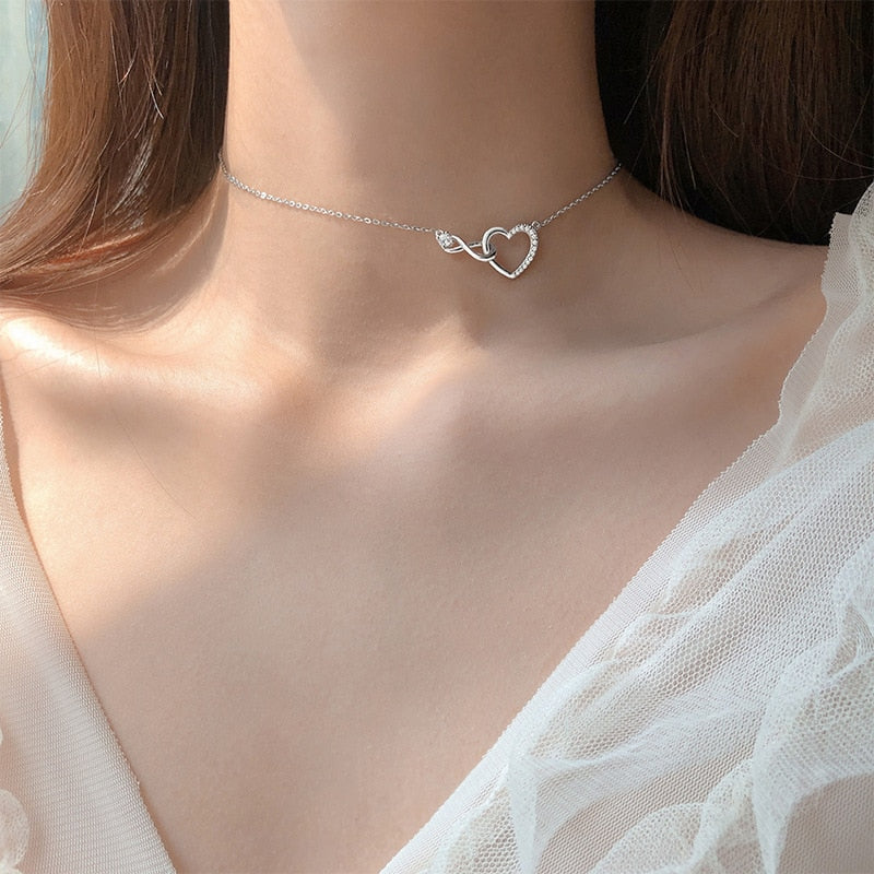 Collier avec zircons - cœur