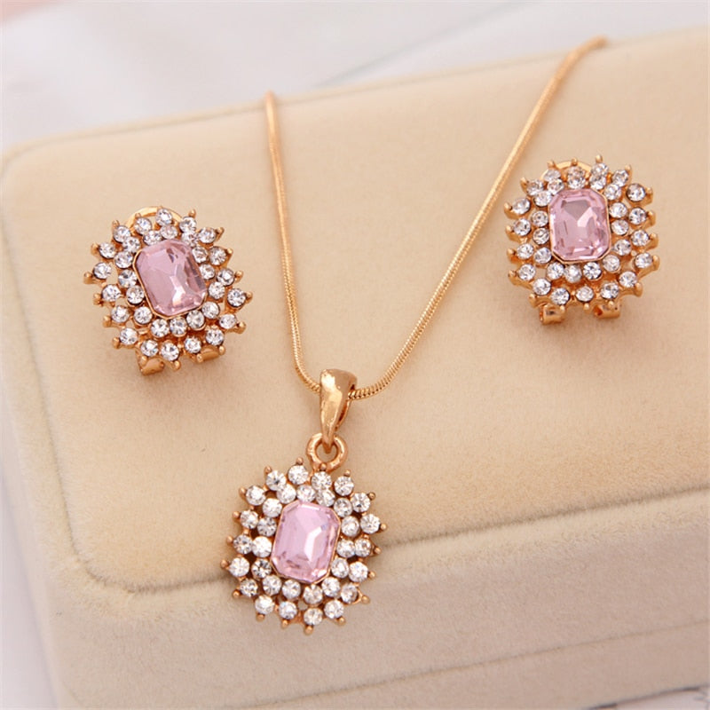 Ensemble de bijoux avec zirconia