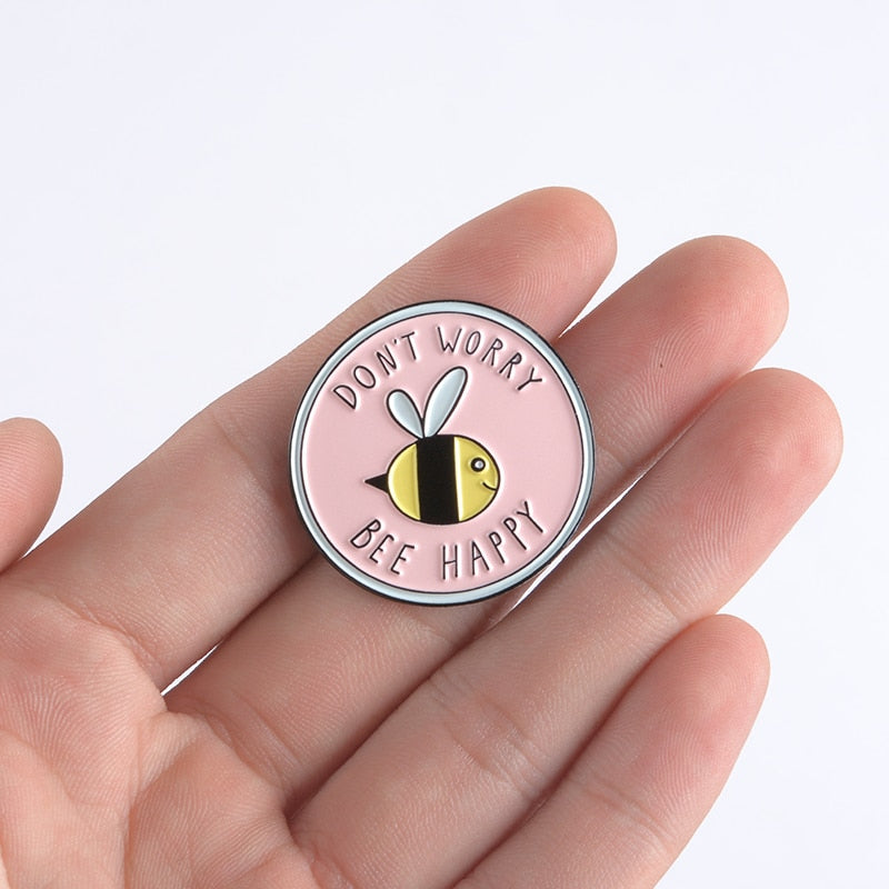 Epingle en forme d'abeille