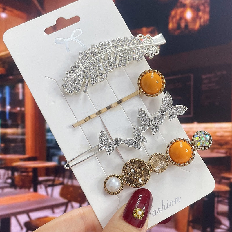 Ensemble de barrettes à cheveux avec des pierres précieuses