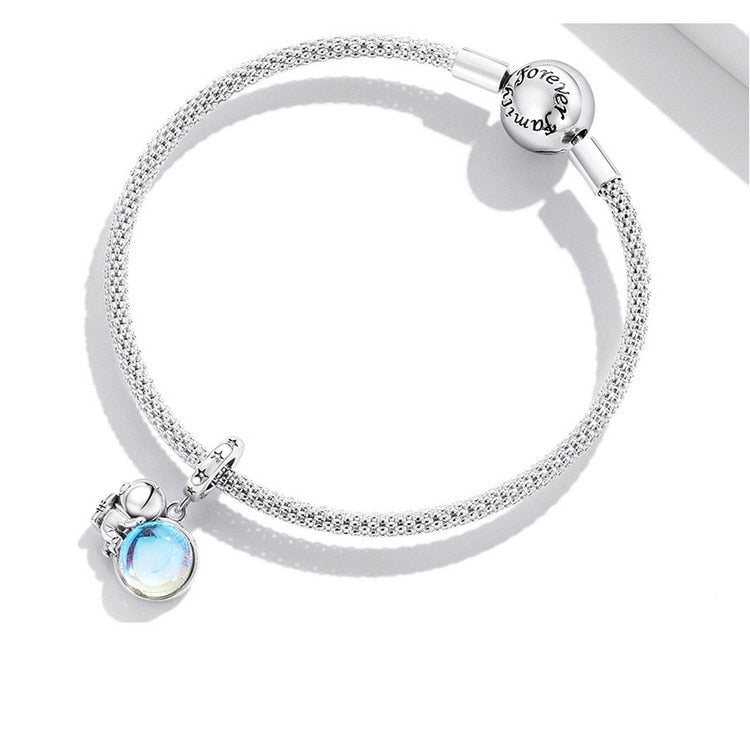 Pendentif modulaire - Astronaute sur une planète