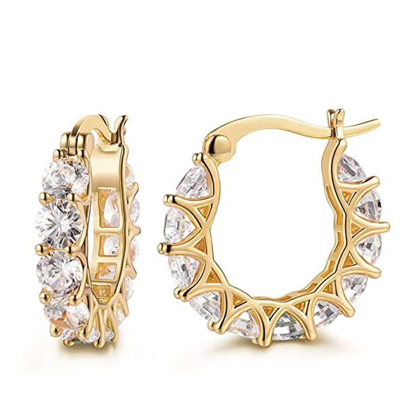 Boucles d'oreilles rondes avec zircone