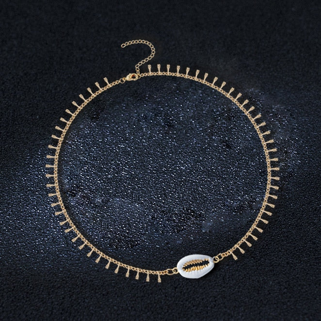Bracelet de cheville avec un coquillage