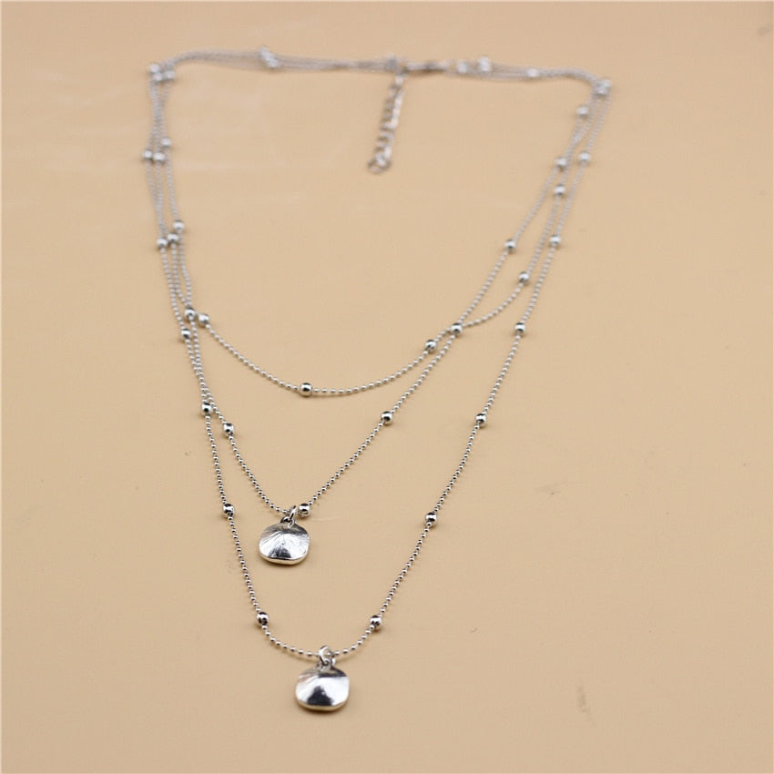 Ensemble de bijoux avec perles colorées