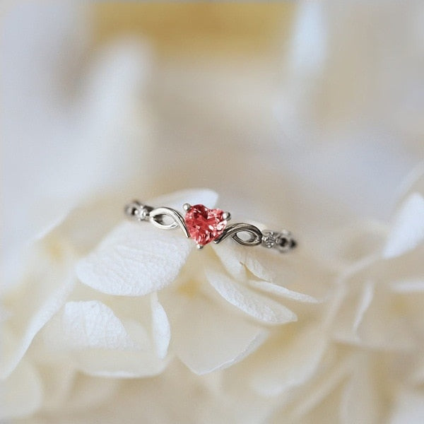 Bague en zirconium en forme de cœur