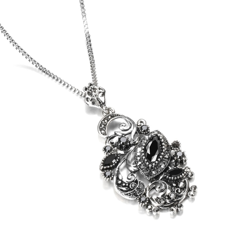 Collier avec un œillet