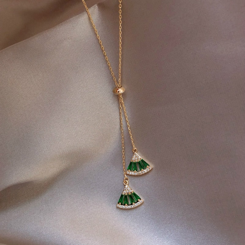 Collier ras du cou avec zircons