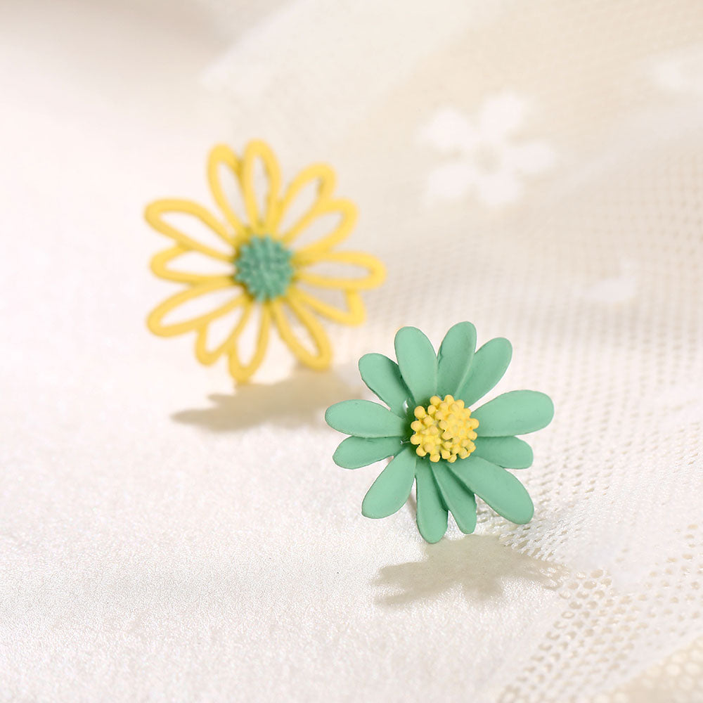 Boucles d'oreilles asymétriques - fleurs