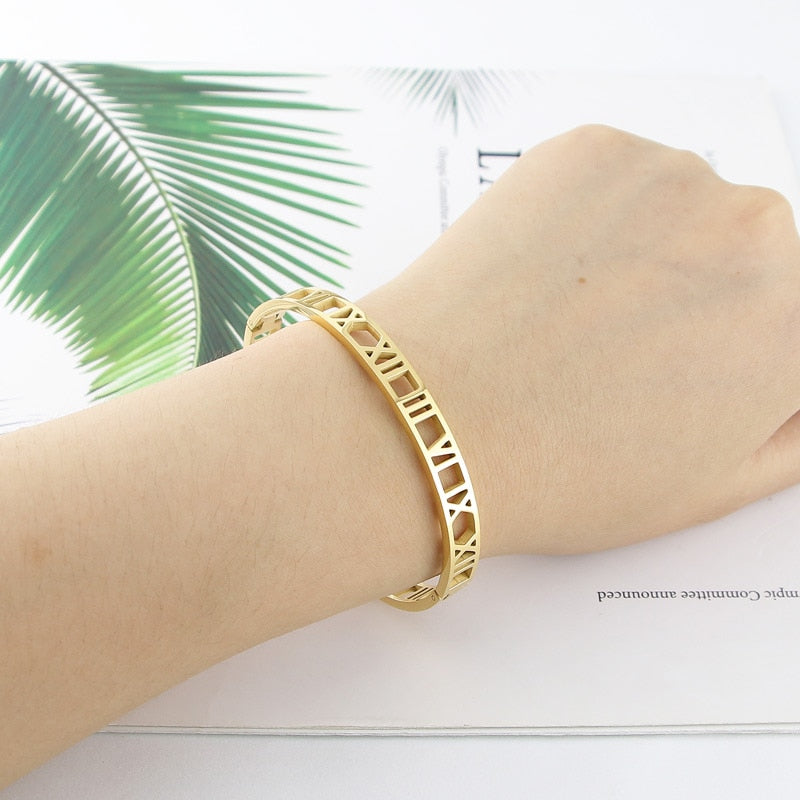 Bracelet en dentelle