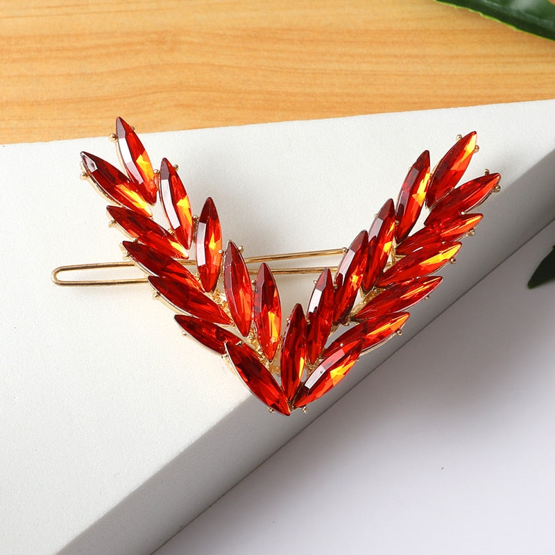 Pince à cheveux en forme de lettre "V"