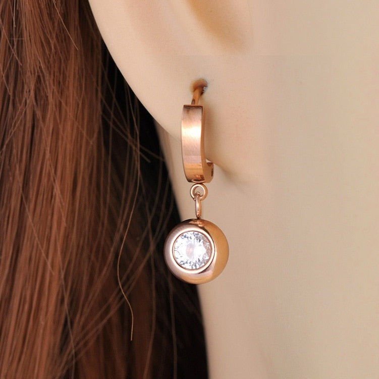 Boucles d'oreilles à boules suspendues