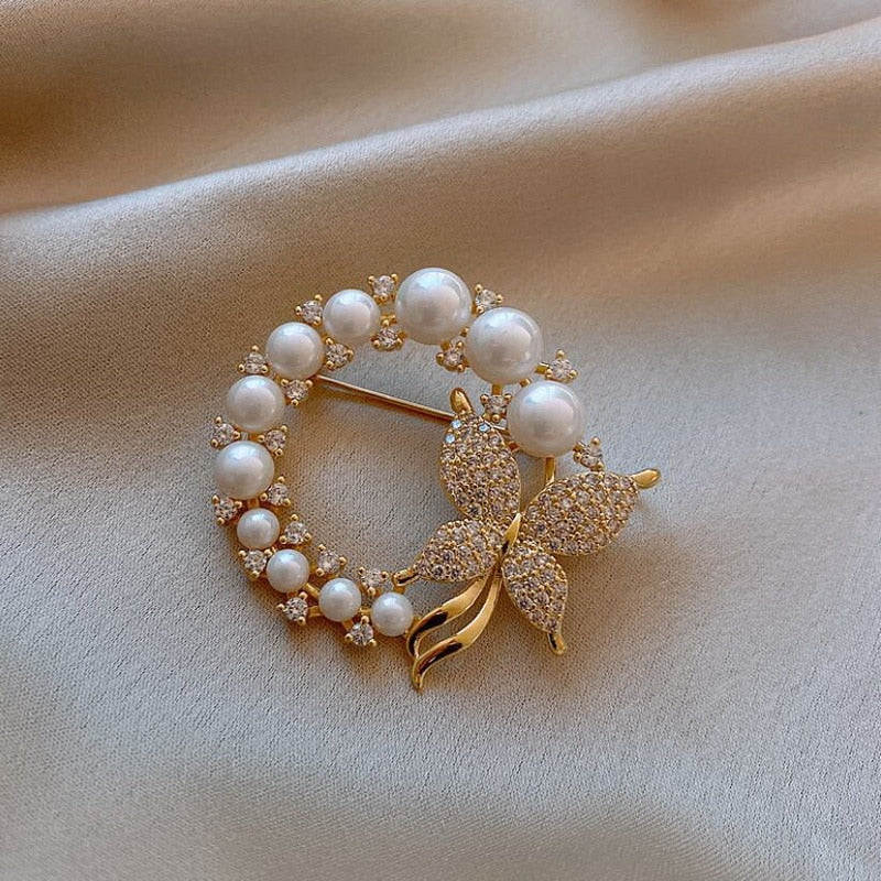Broche - papillon avec perles
