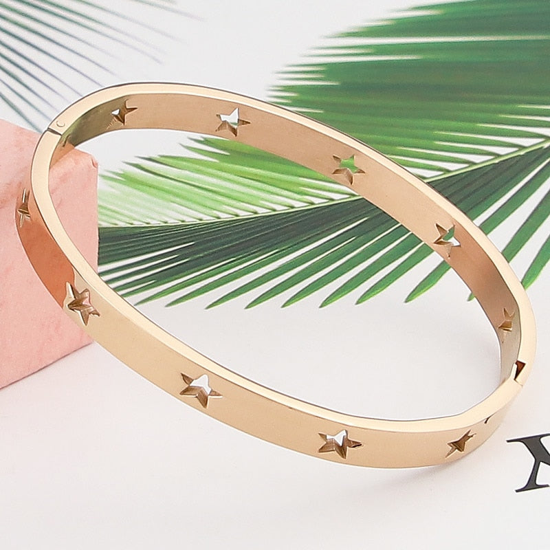 Bracelet avec motif d'étoile
