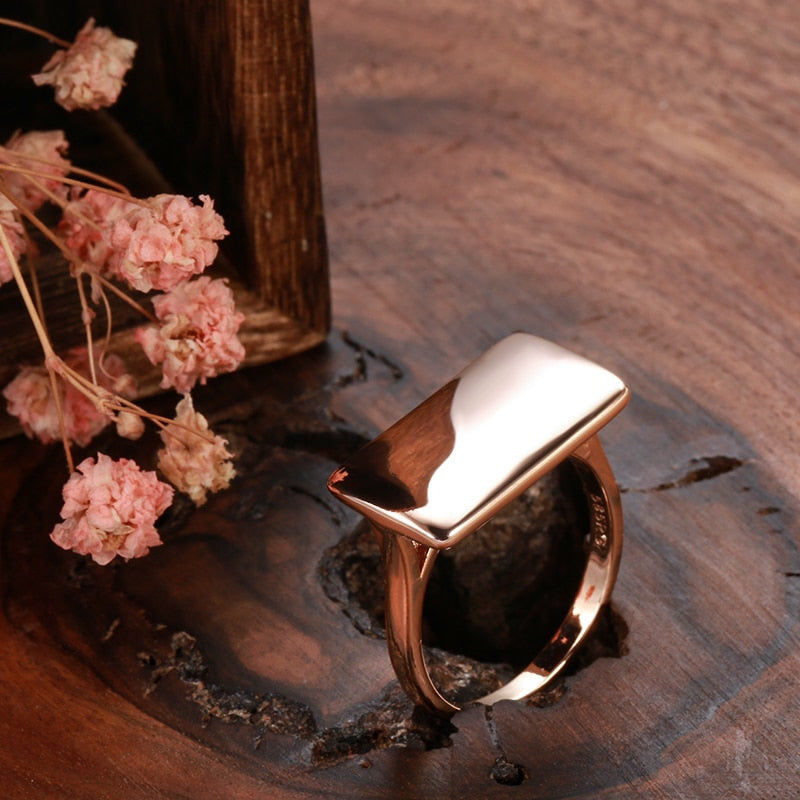 Bague minimaliste