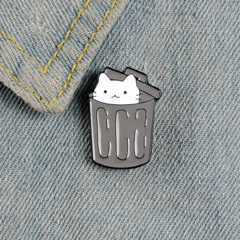 Épingle en forme de chat