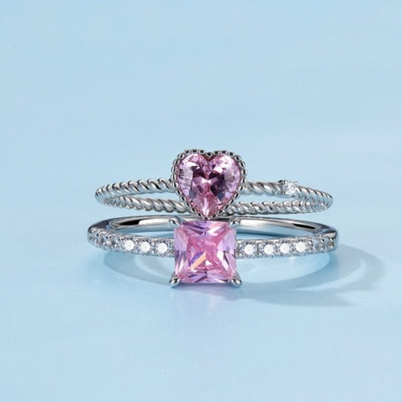 Bague avec une pierre de couleur rose