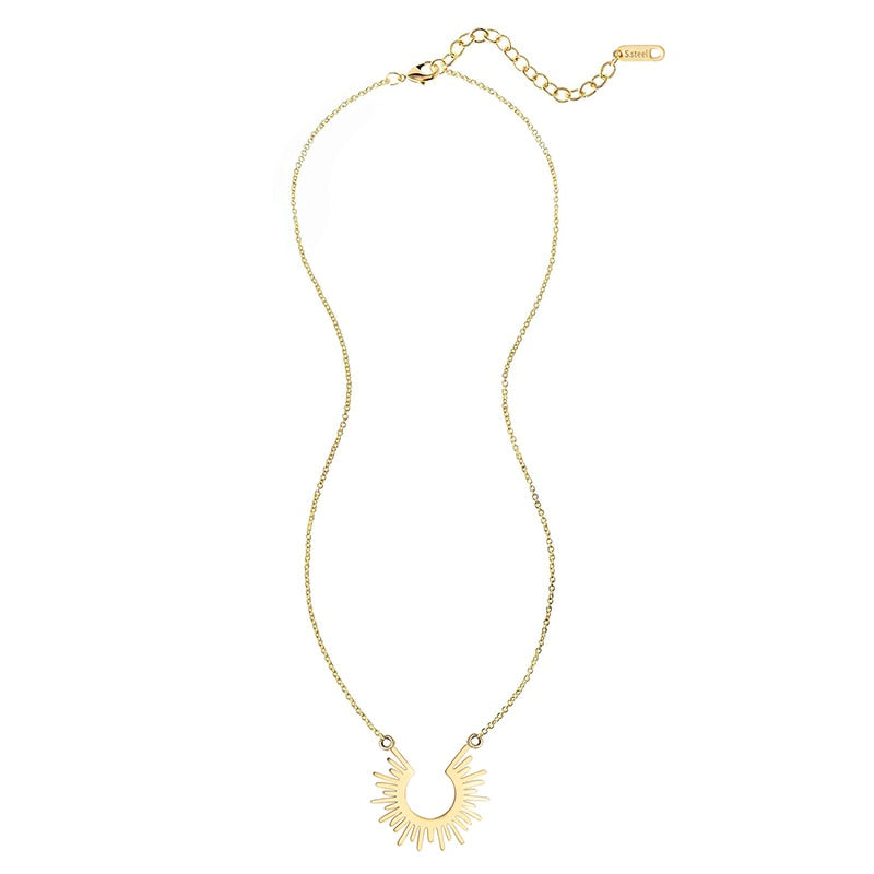 Collier avec un pendentif
